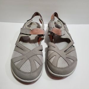 Explore24 Easy Spirit Sandals size 9